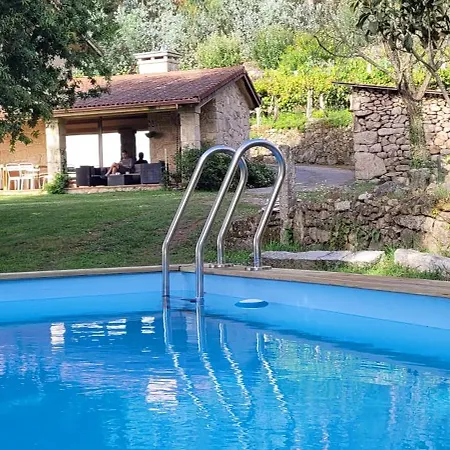 Casa O Corvo, Cerca De Vigo En Plena Naturaleza * Vilacova (Salvaterra de Mino, Pontevedra)