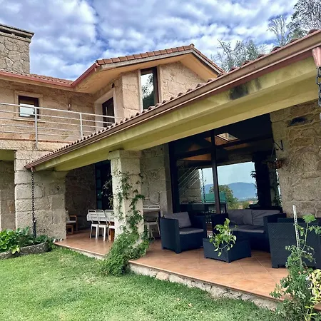 Casa O Corvo, Cerca De Vigo En Plena Naturaleza *