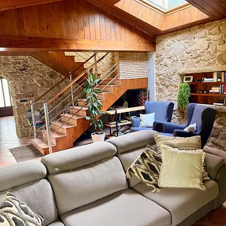 Casa O Corvo, Cerca De Vigo En Plena Naturaleza * Vilacova (Salvaterra de Mino, Pontevedra)